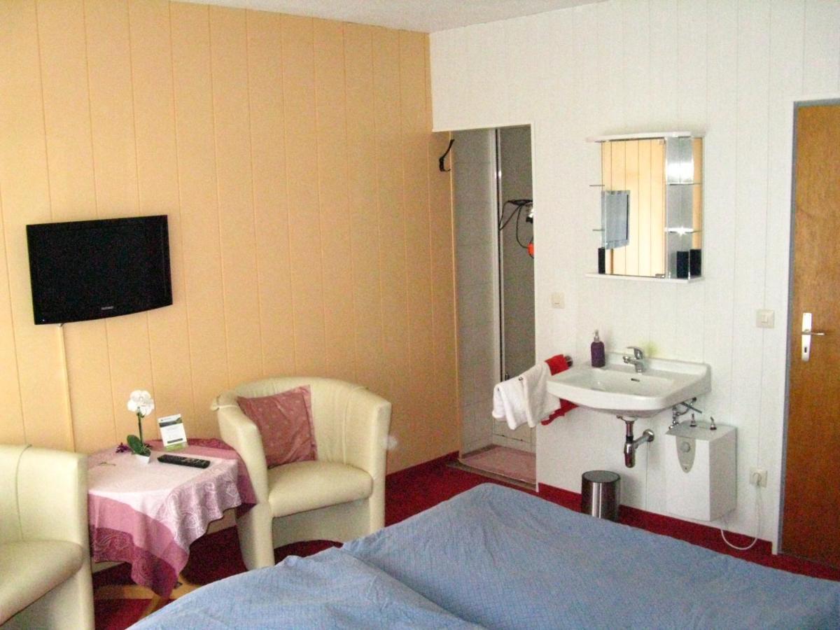 Bio-Hotel Zum Forsthaus ألتيناو المظهر الخارجي الصورة